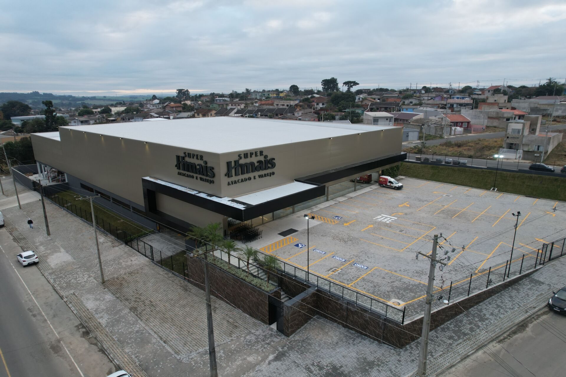 Supermercado Hmais — Berti Estrutural